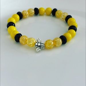 Single bee bracelet
